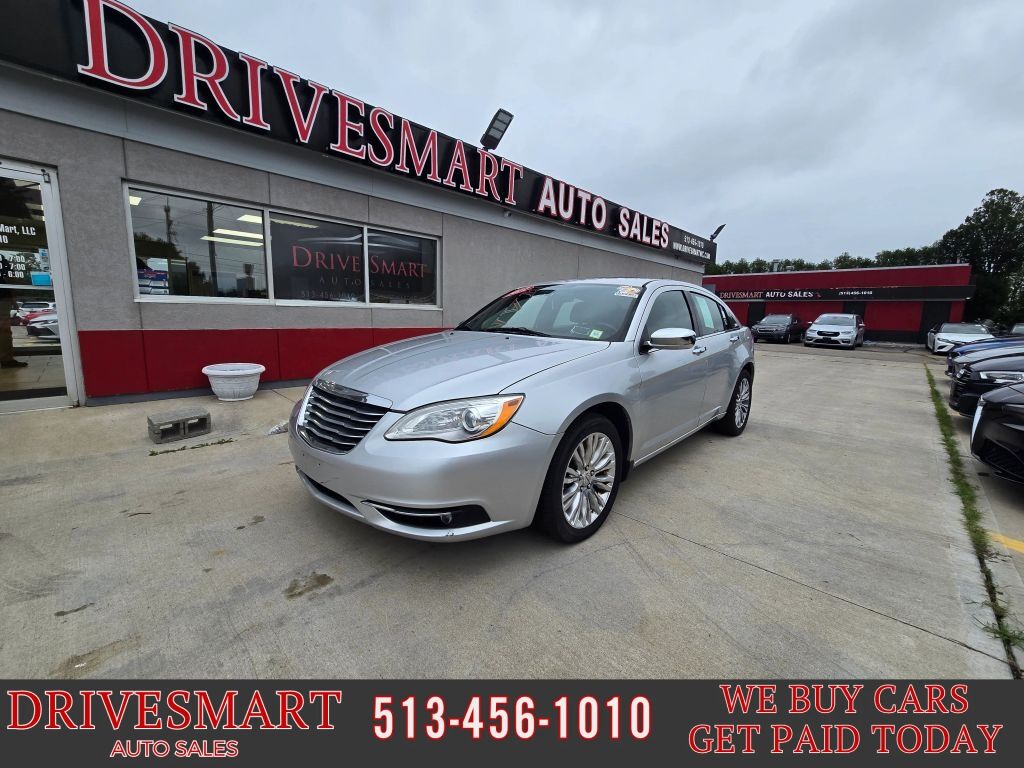 2011 CHRYSLER 200