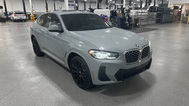 2022 BMW X4