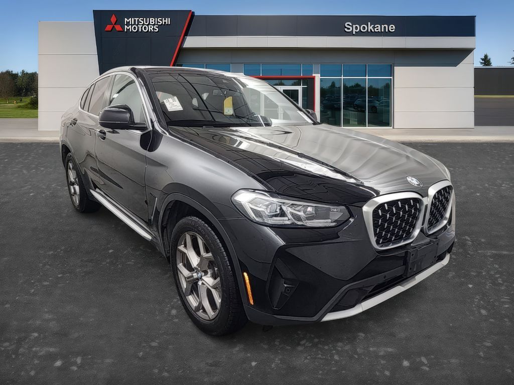 2022 BMW X4