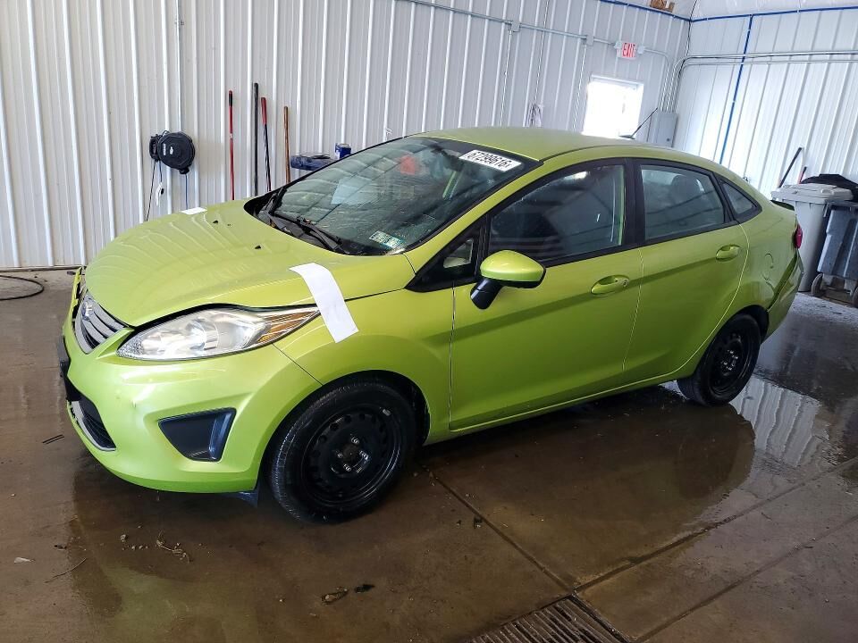2012 FORD Fiesta