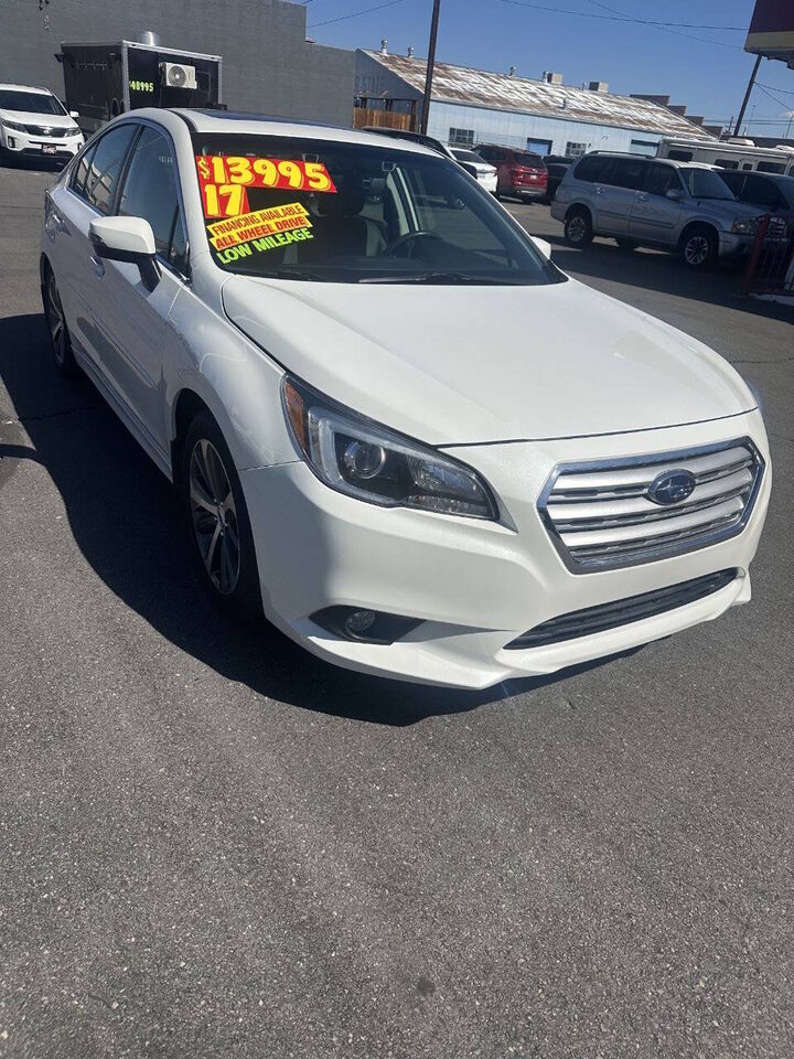 2017 SUBARU Legacy