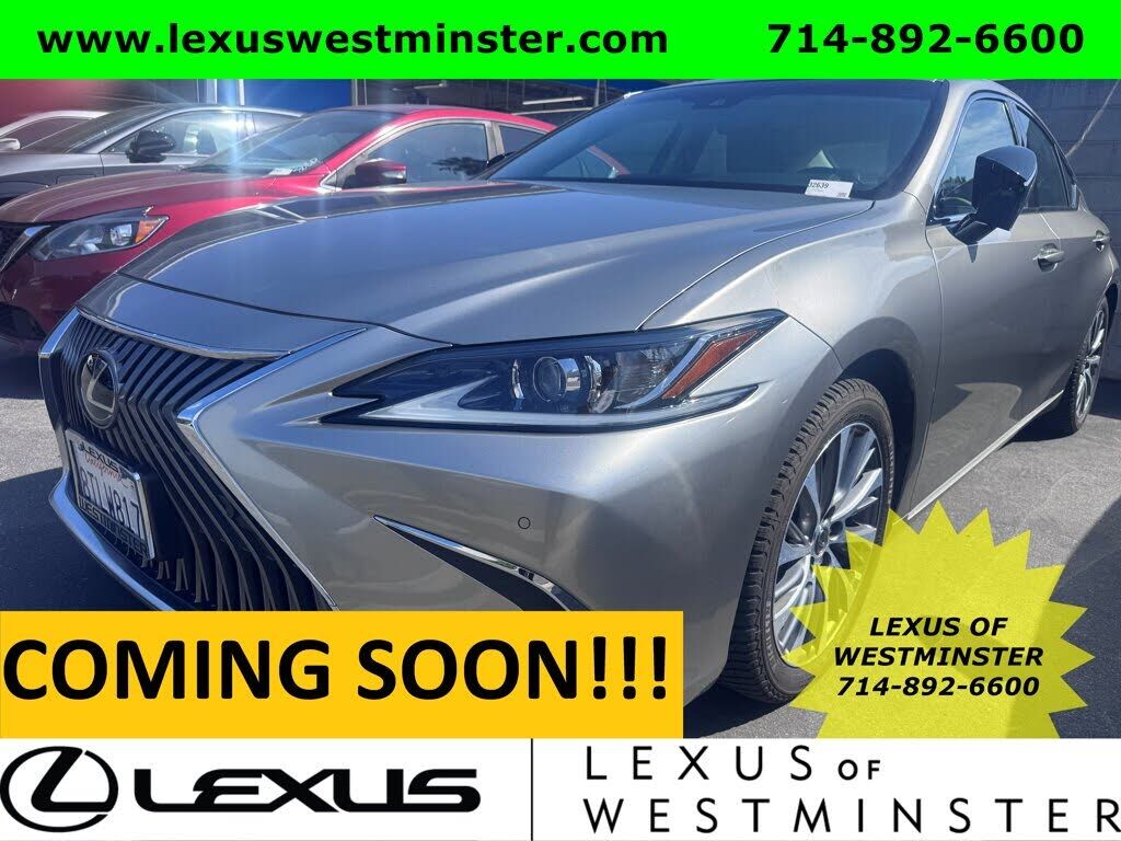 2021 LEXUS ES