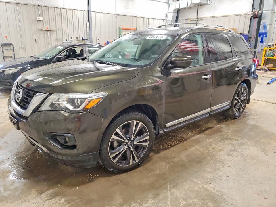 2017 NISSAN Pathfinder