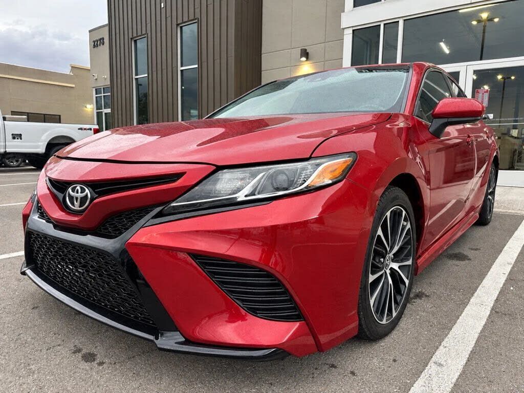 2020 TOYOTA Camry