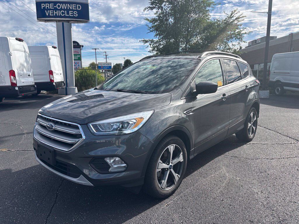 2017 FORD Escape