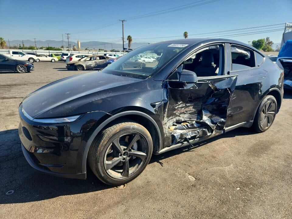 2026 TESLA Model Y