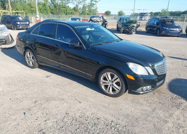 2011 MERCEDES-BENZ E-Class