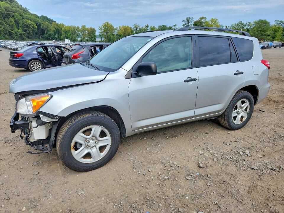 2011 TOYOTA RAV4