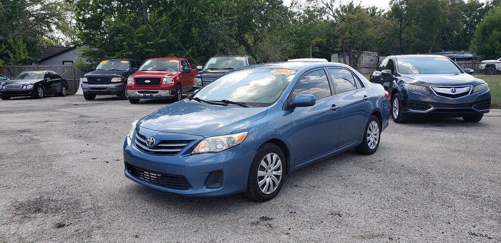 2013 TOYOTA Corolla