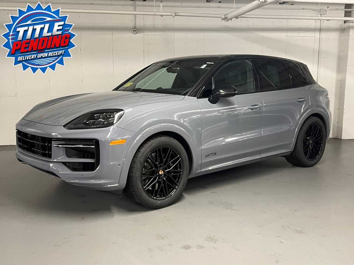 2025 PORSCHE Cayenne