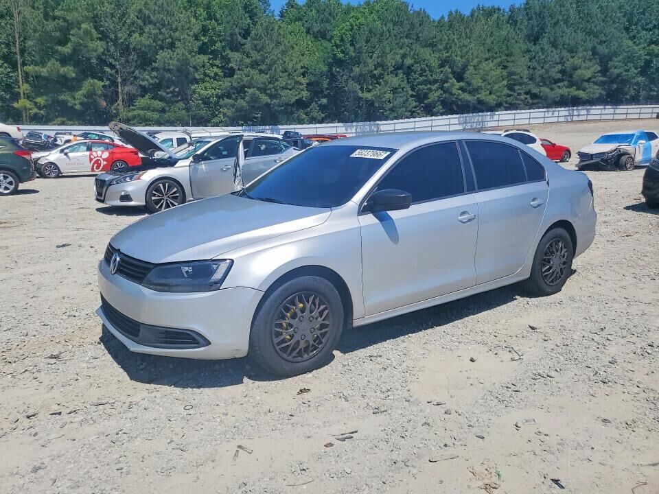 2013 VOLKSWAGEN Jetta