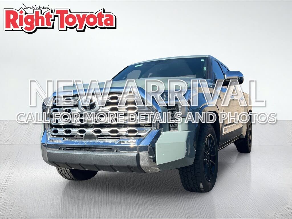 2024 TOYOTA Tundra