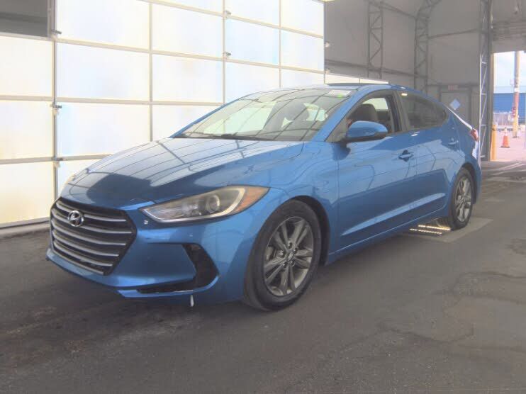 2017 HYUNDAI Elantra