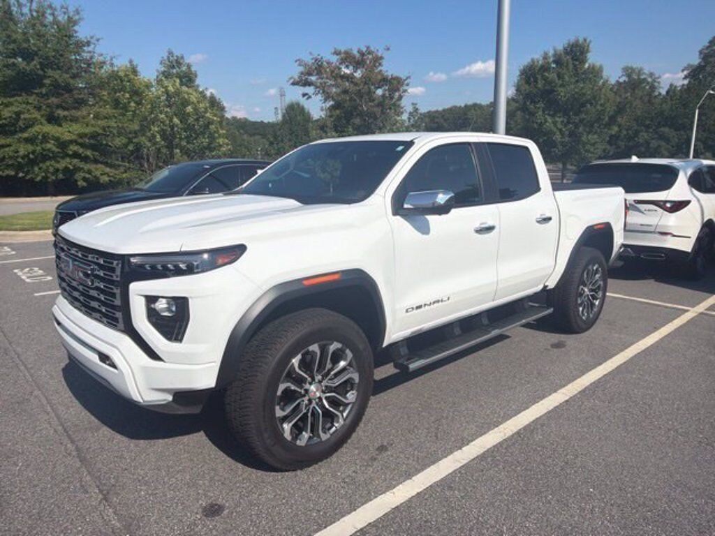 2023 GMC Canyon