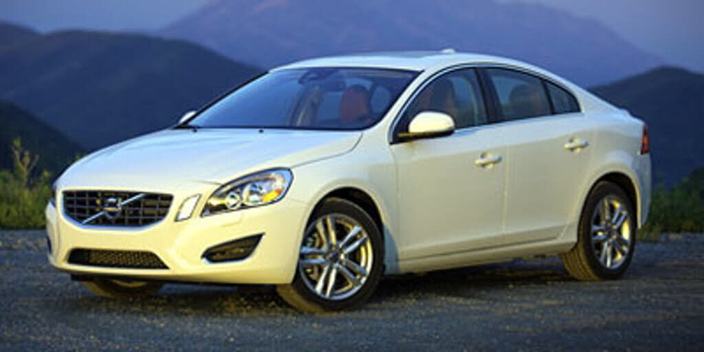 2013 VOLVO S60