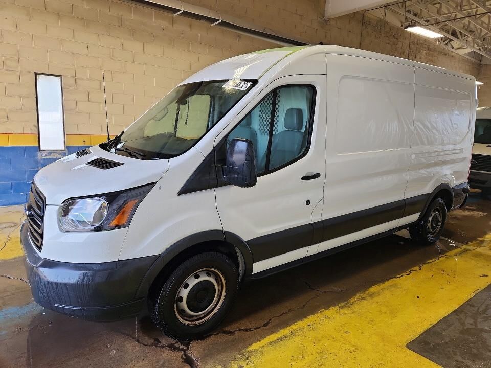 2018 FORD Transit