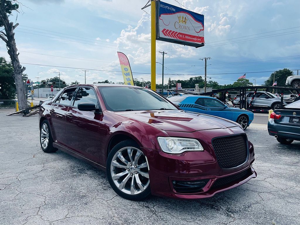 2019 CHRYSLER 300