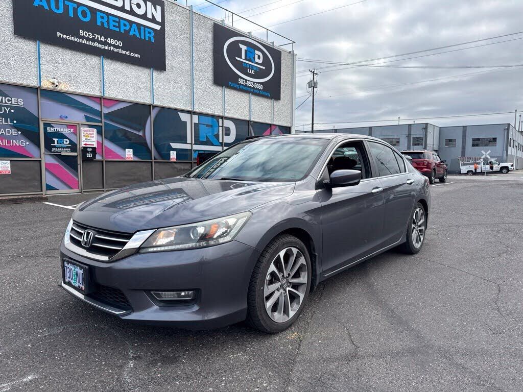 2013 HONDA Accord