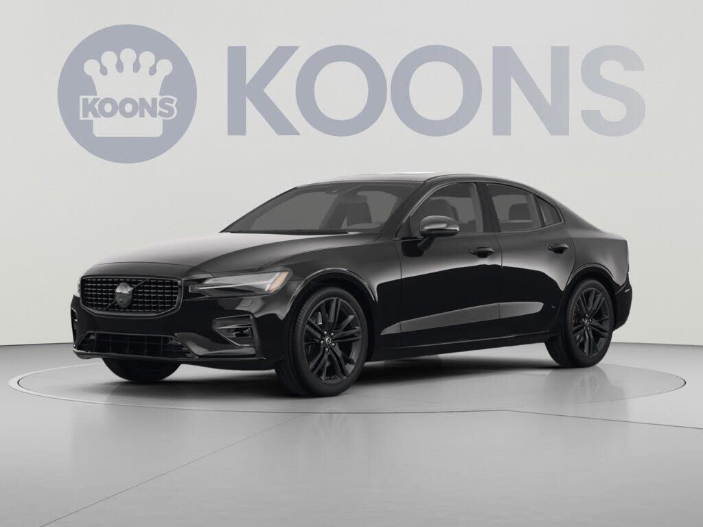 2024 VOLVO S60