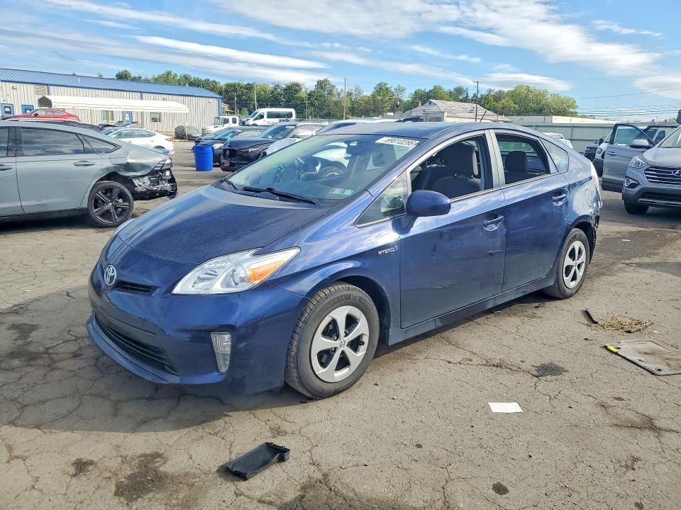 2015 TOYOTA PRIUS