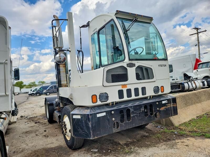 2017 AUTOCAR INDUSTRIES Terminal Tractor