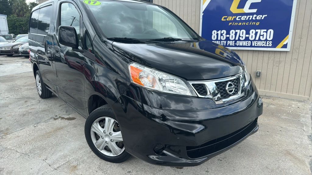 2017 NISSAN NV200