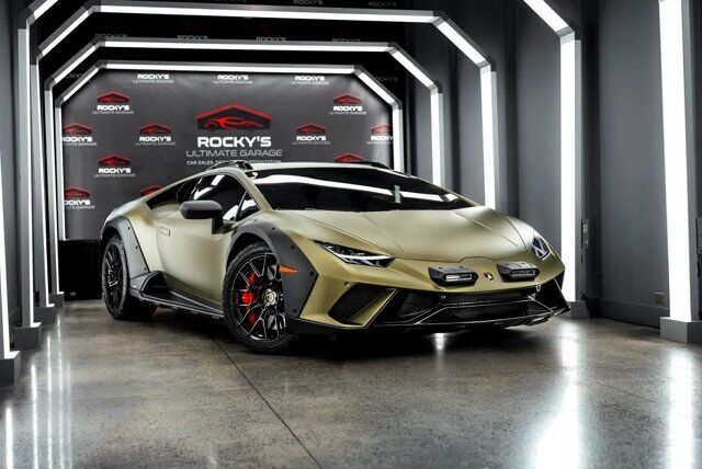 2024 LAMBORGHINI Huracan