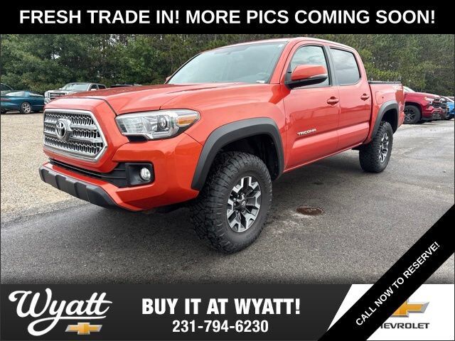 2017 TOYOTA Tacoma