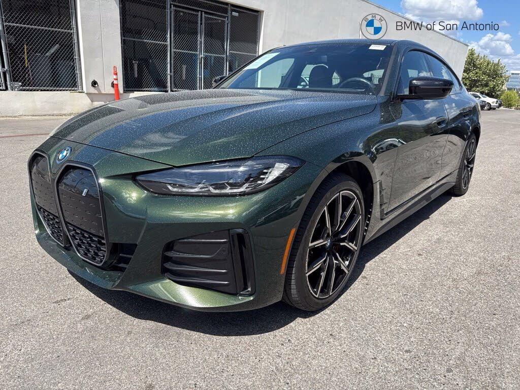 2024 BMW i4