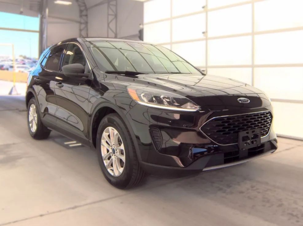 2022 FORD Escape