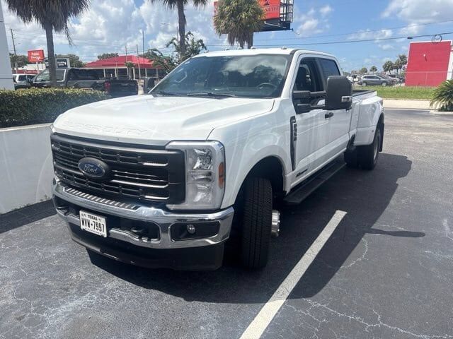 2025 FORD F-350