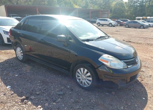 2010 NISSAN Versa