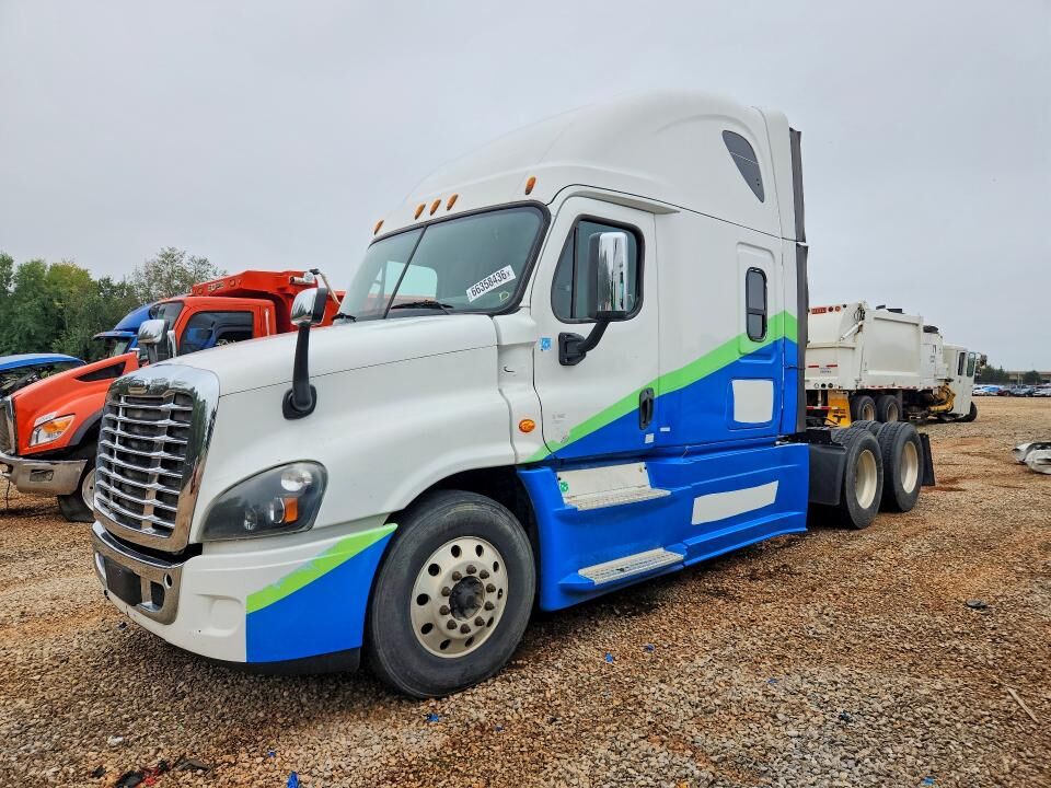 2016 FREIGHTLINER Cascadia