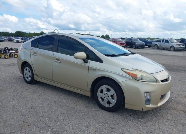 2011 TOYOTA PRIUS