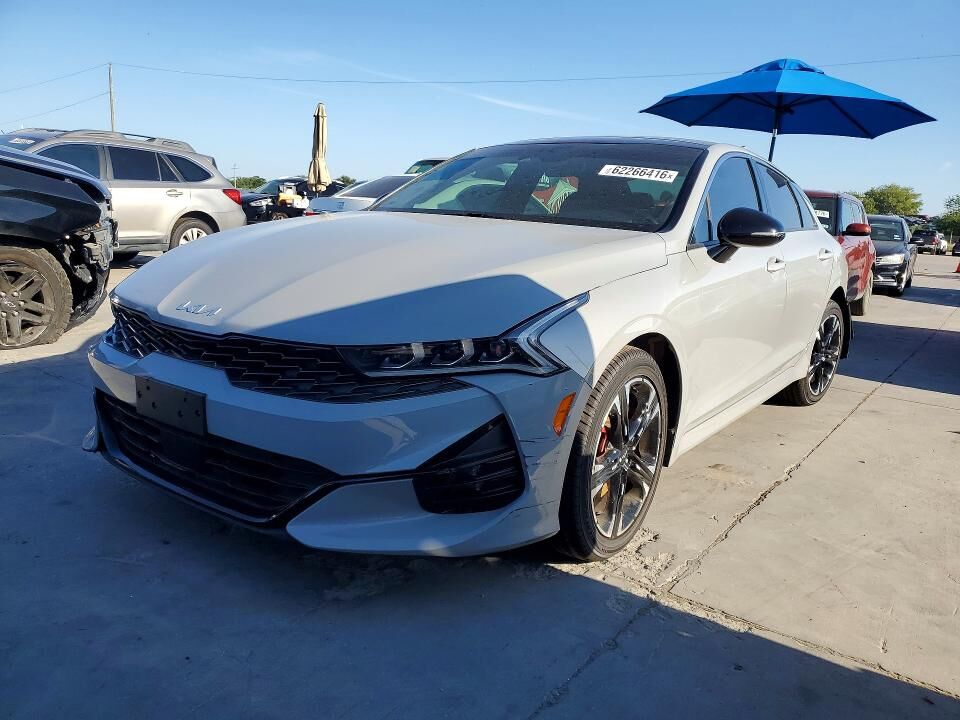 2022 KIA K5
