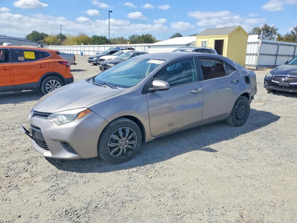2015 TOYOTA Corolla