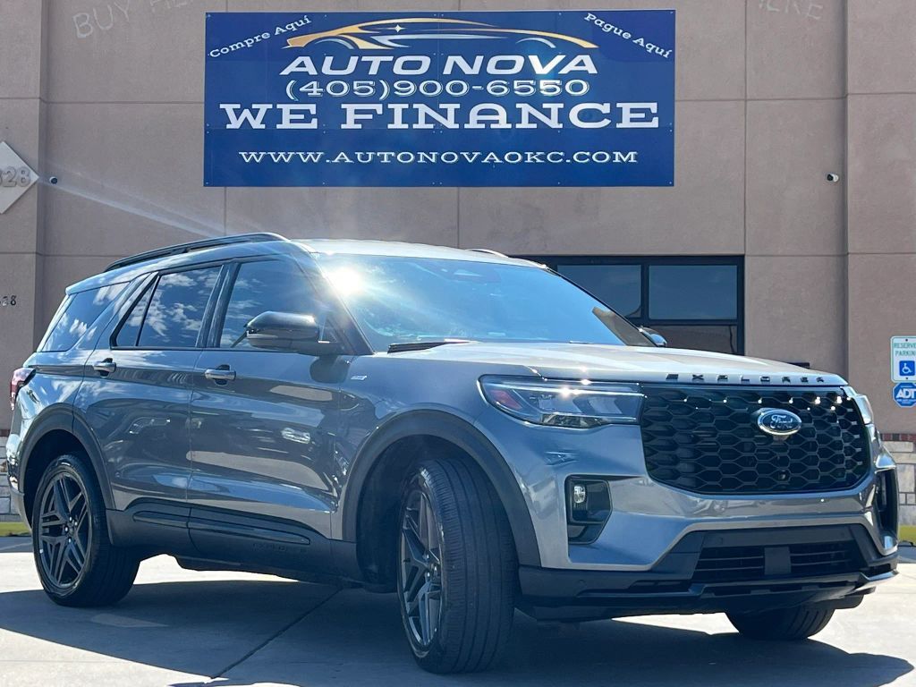 2025 FORD Explorer