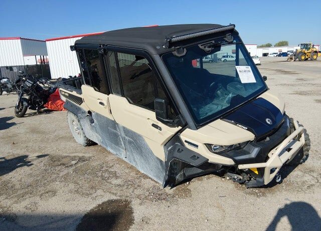 2025 CAN-AM Defender/Traxter