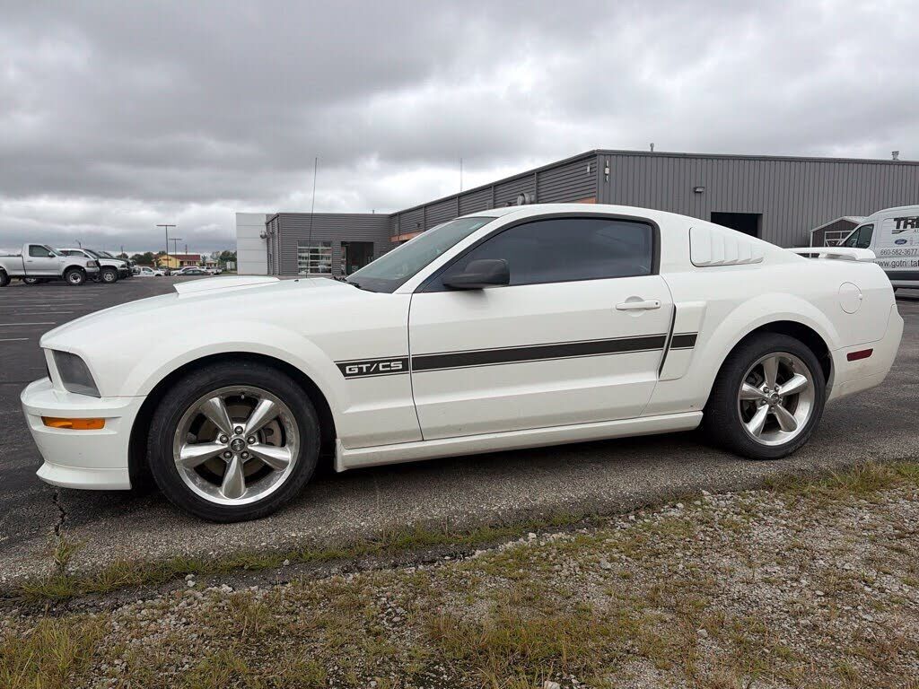 2007 FORD Mustang