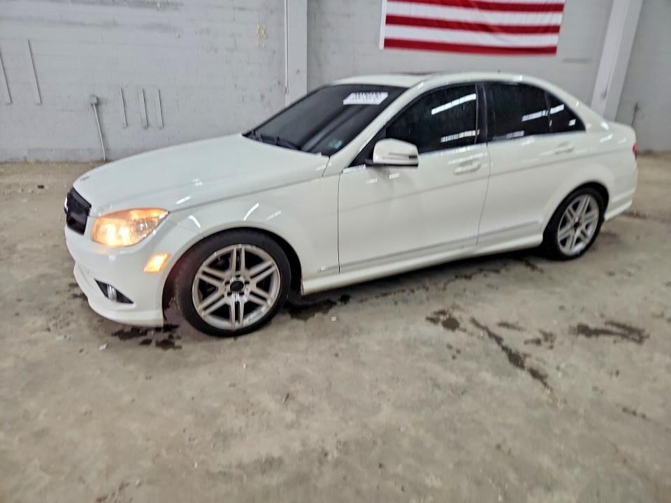 2010 MERCEDES-BENZ C-Class