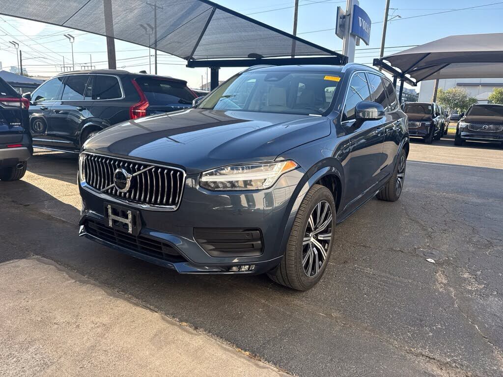 2023 VOLVO XC90