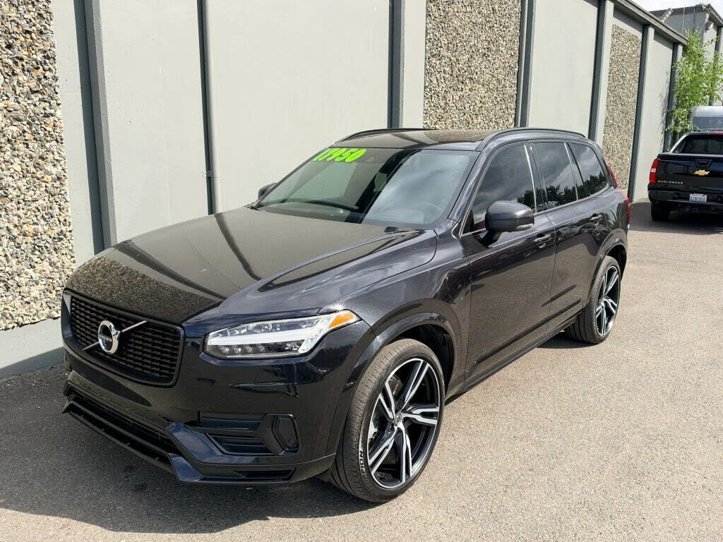 2017 VOLVO XC90