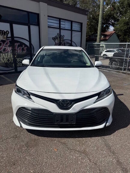 2020 TOYOTA Camry