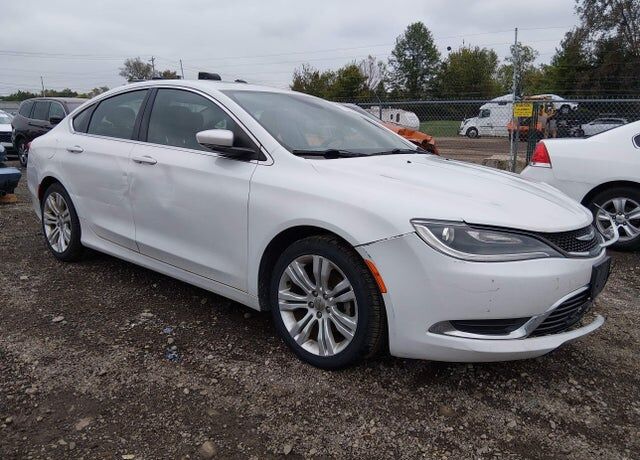 2015 CHRYSLER 200
