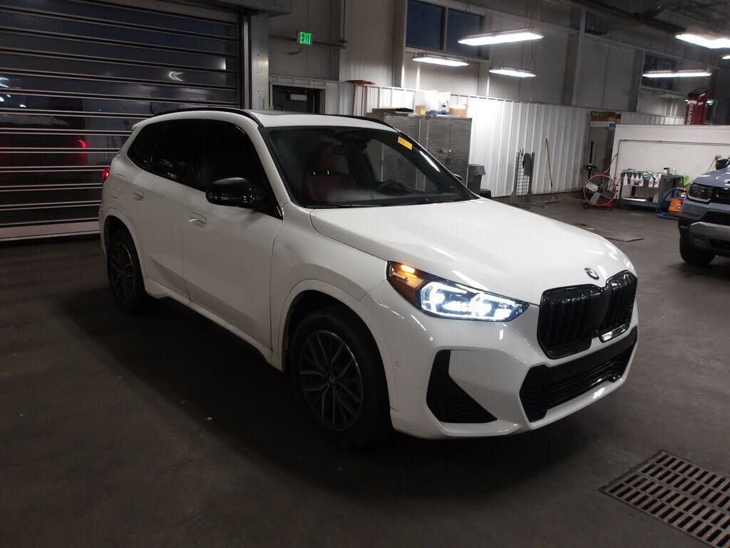 2023 BMW X1