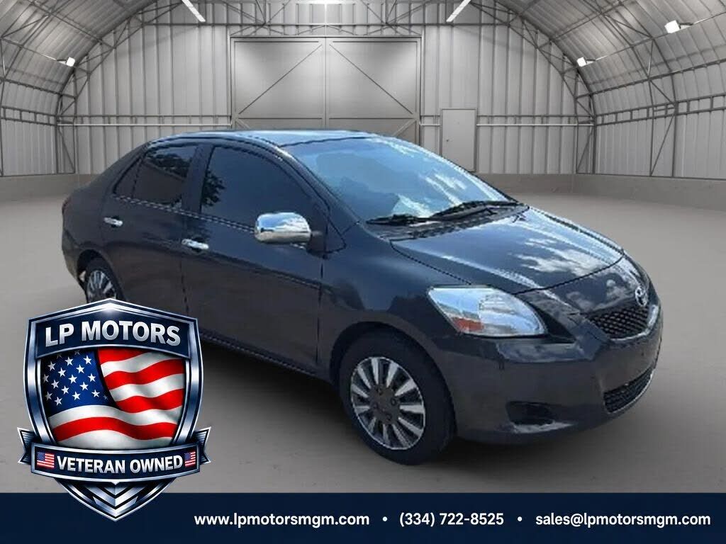 2012 TOYOTA Yaris