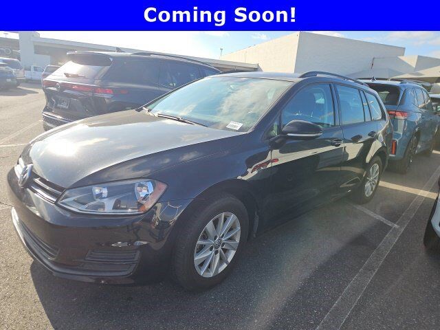 2016 VOLKSWAGEN Golf SportWagen