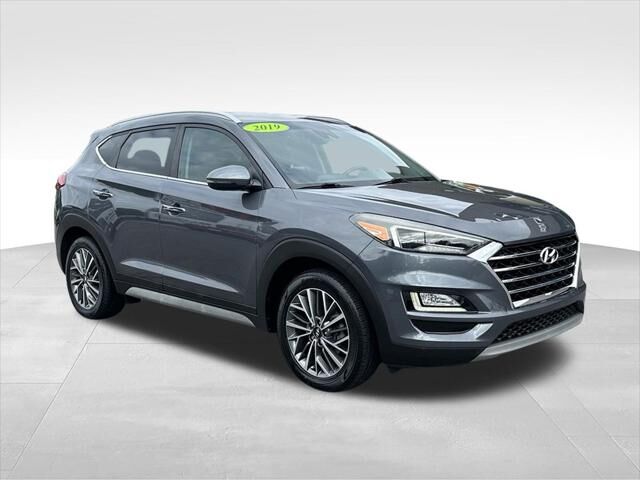 2019 HYUNDAI Tucson