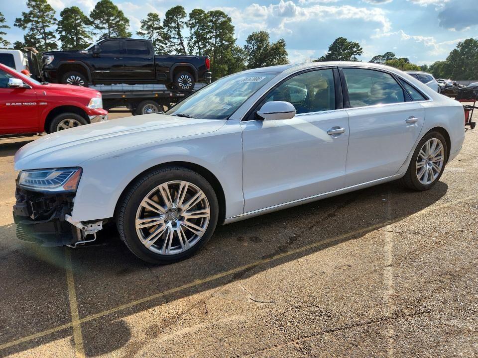 2016 AUDI A8