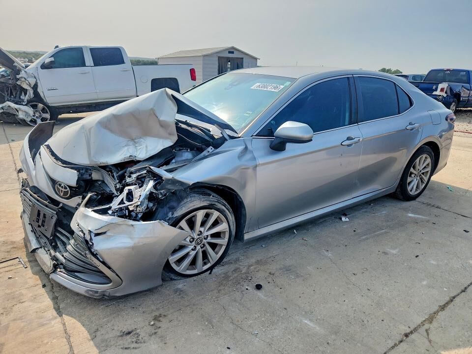2023 TOYOTA Camry